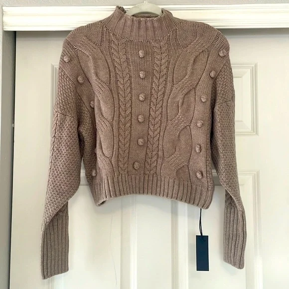 ⭐️ NWT BLANK NYC Bare With Me Mock Neck Sweater XS - Picture 6 of 12